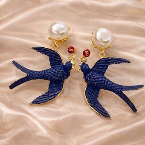Classic Pearl Swallow Earrings